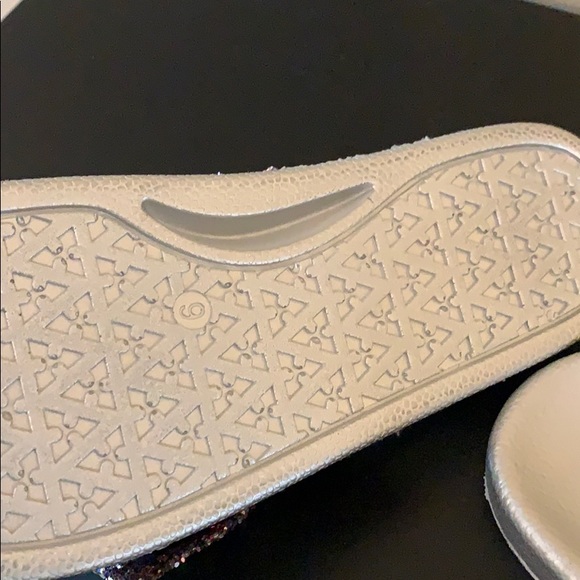 Kate Spade glitter now sandals nwot - Picture 3 of 3